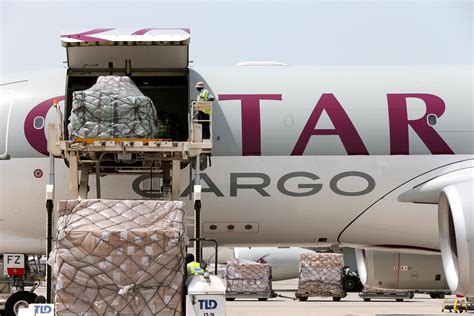 Feb 15, 2024 · Discover passengers and freighter possible destinations and track them with Qatar Airways Cargo network. Visit our website for more information You have enough flexibility to schedule air freight dates according to the regular dates or choose specific dates. 